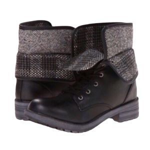 UNIONBAY Sparky Lace-Up Bootie